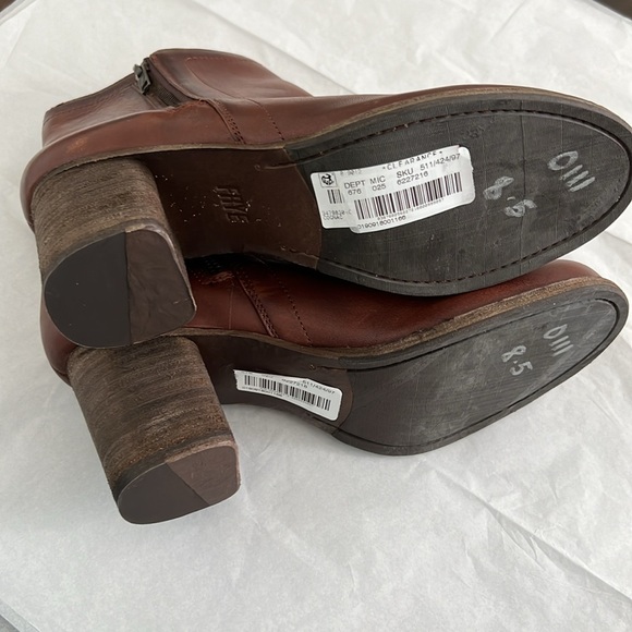 Frye Addie Double Zip Leather Booties - Picture 16 of 16